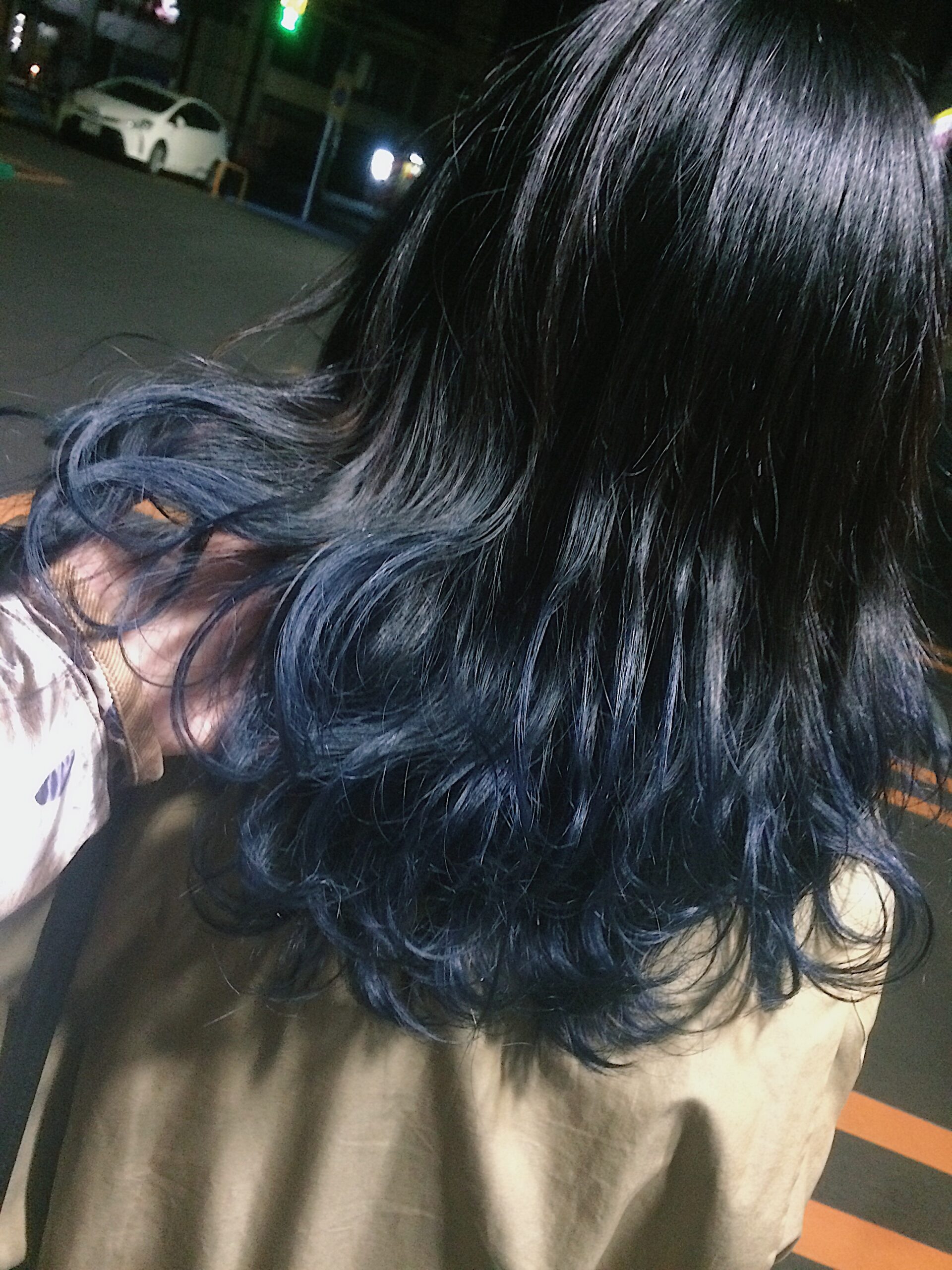 髪質改善カラーで今人気のブルーカラーのグラデーション！？