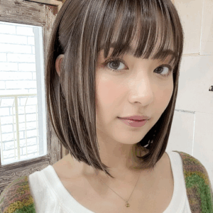 前髪のハイライトが知りたい!前髪あり・なし別の実例スタイル集