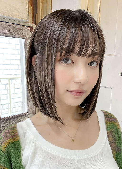 前髪のハイライトが知りたい!前髪あり・なし別の実例スタイル集