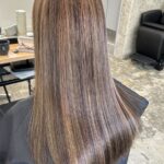 白髪ぼかしハイライトでロングがもっと素敵に！得られる効果と実例を紹介