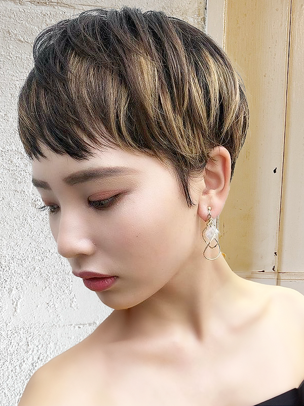 【カラー別人気のヘアカタログ紹介】ハイライト×ベリーショートで垢抜ける完全ガイド