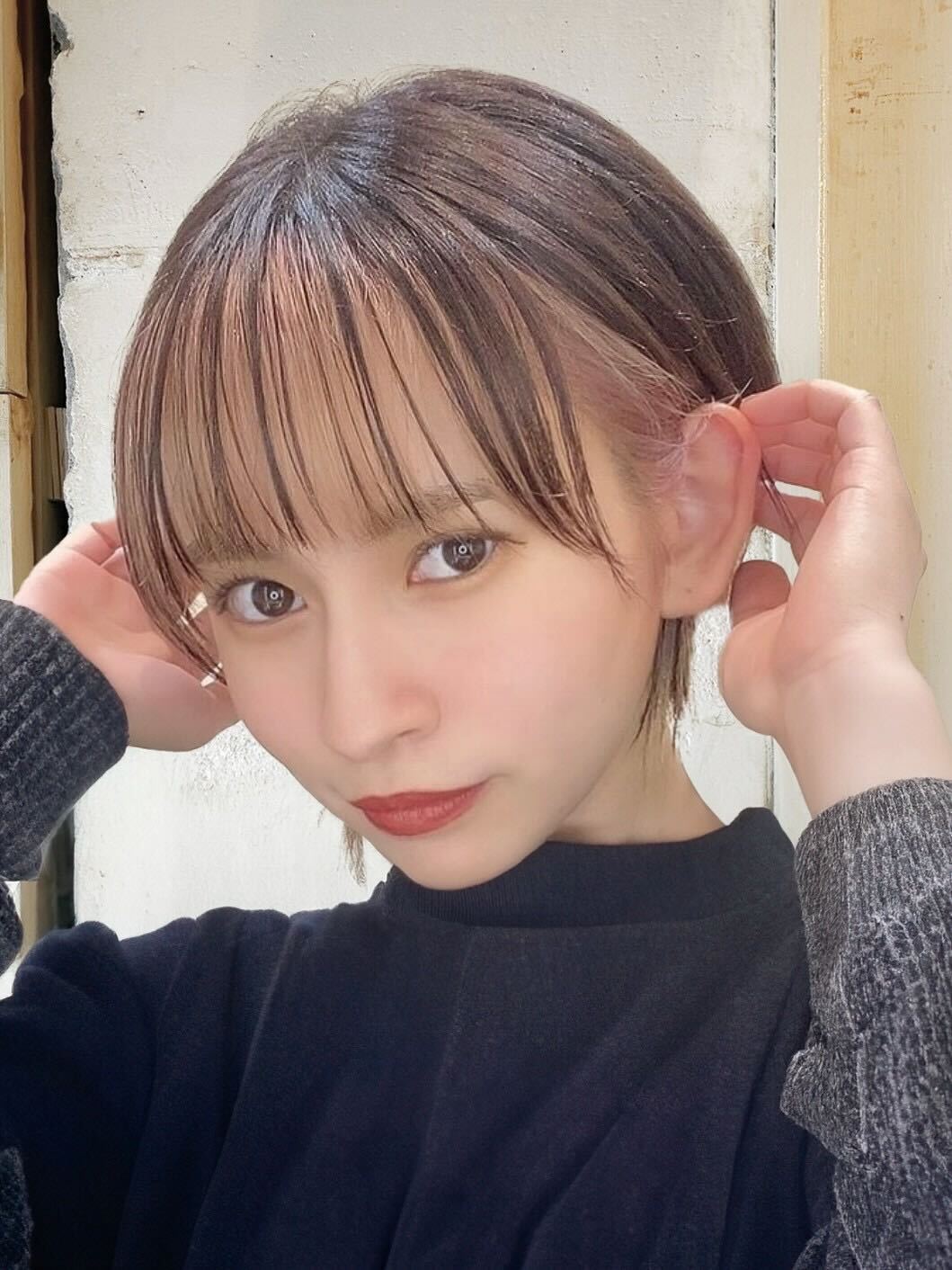 【明るめ&暗め】ベージュのインナーカラー12選!ブリーチ有無や色落ちも解説