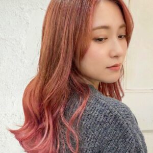 【明るめ＆暗め】オレンジピンクのグラデーションカラーカタログ11選