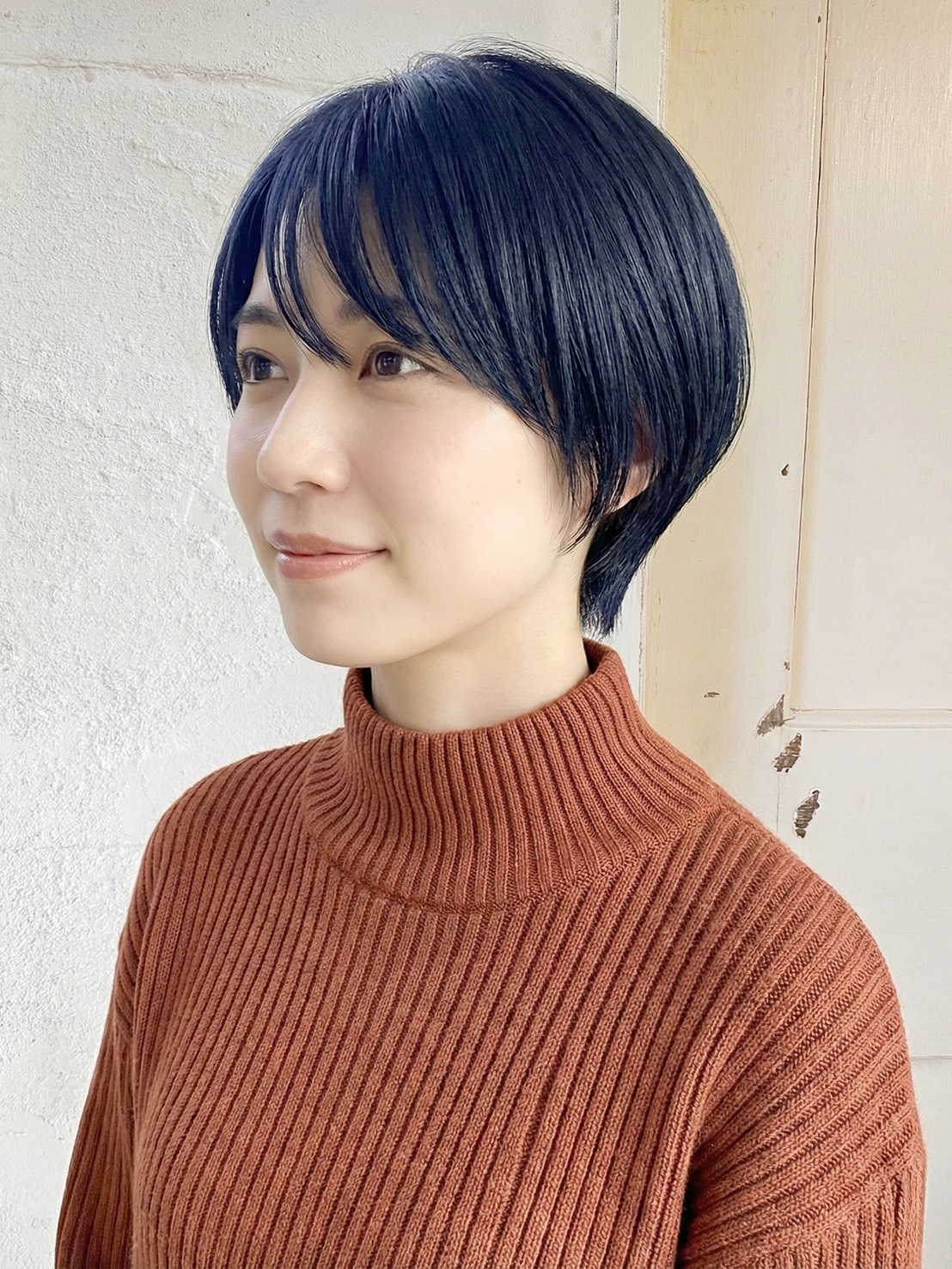 ブルーブラック×ショートの実例集14選！似合う人や色落ちまで徹底解説