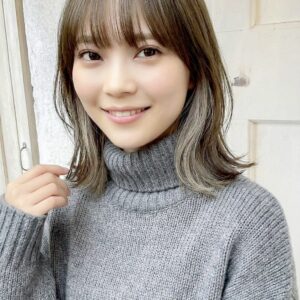 グレージュのインナーカラー12選！さりげなく垢抜ける大人のデザイン集