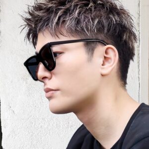 【メンズ】短髪×メッシュのヘアカタログ15選！色・パーマ有無別に紹介