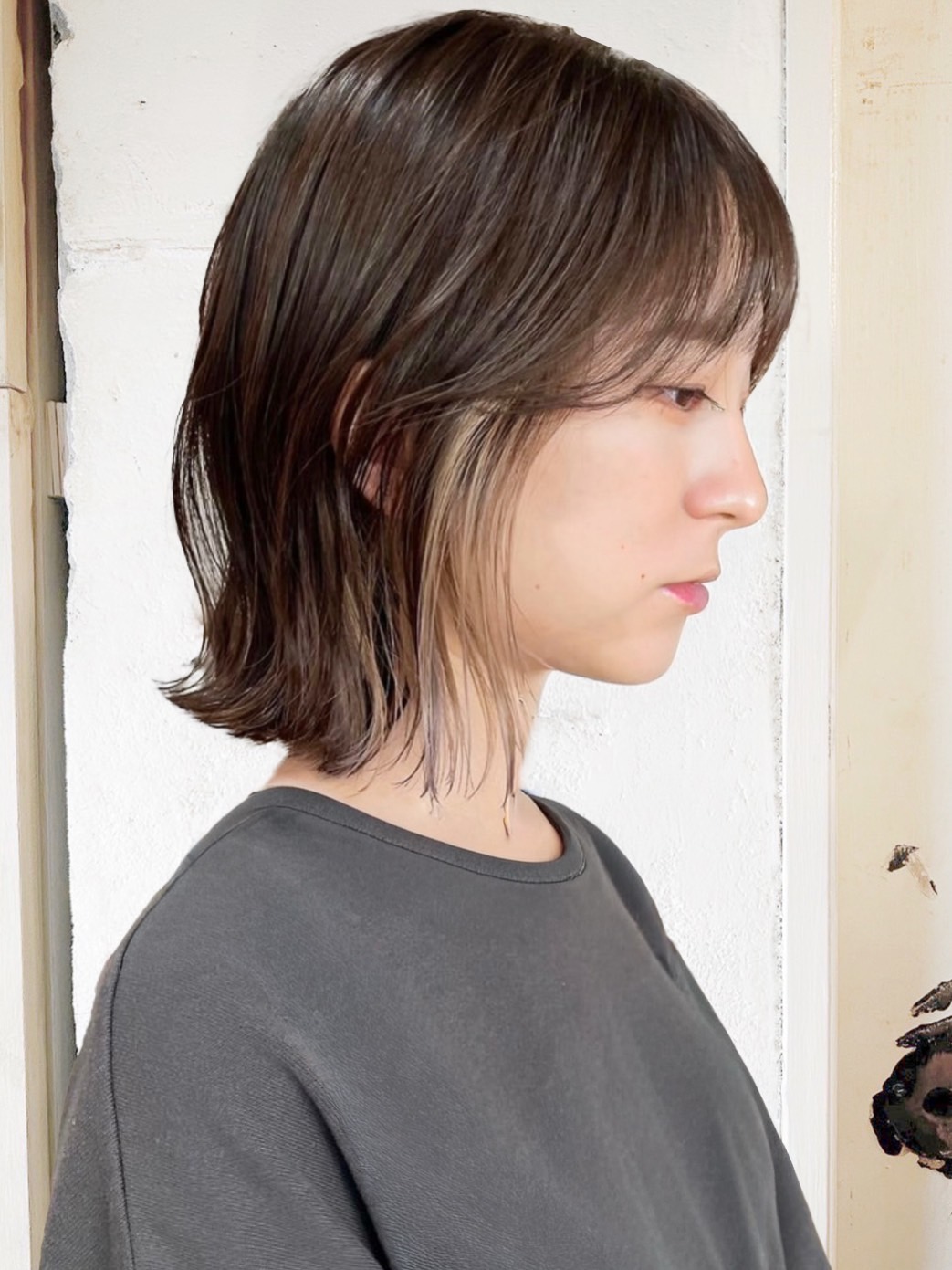 ミディアムのインナーカラーヘアカタログ9選！入れる箇所と色持ちを良くする方法