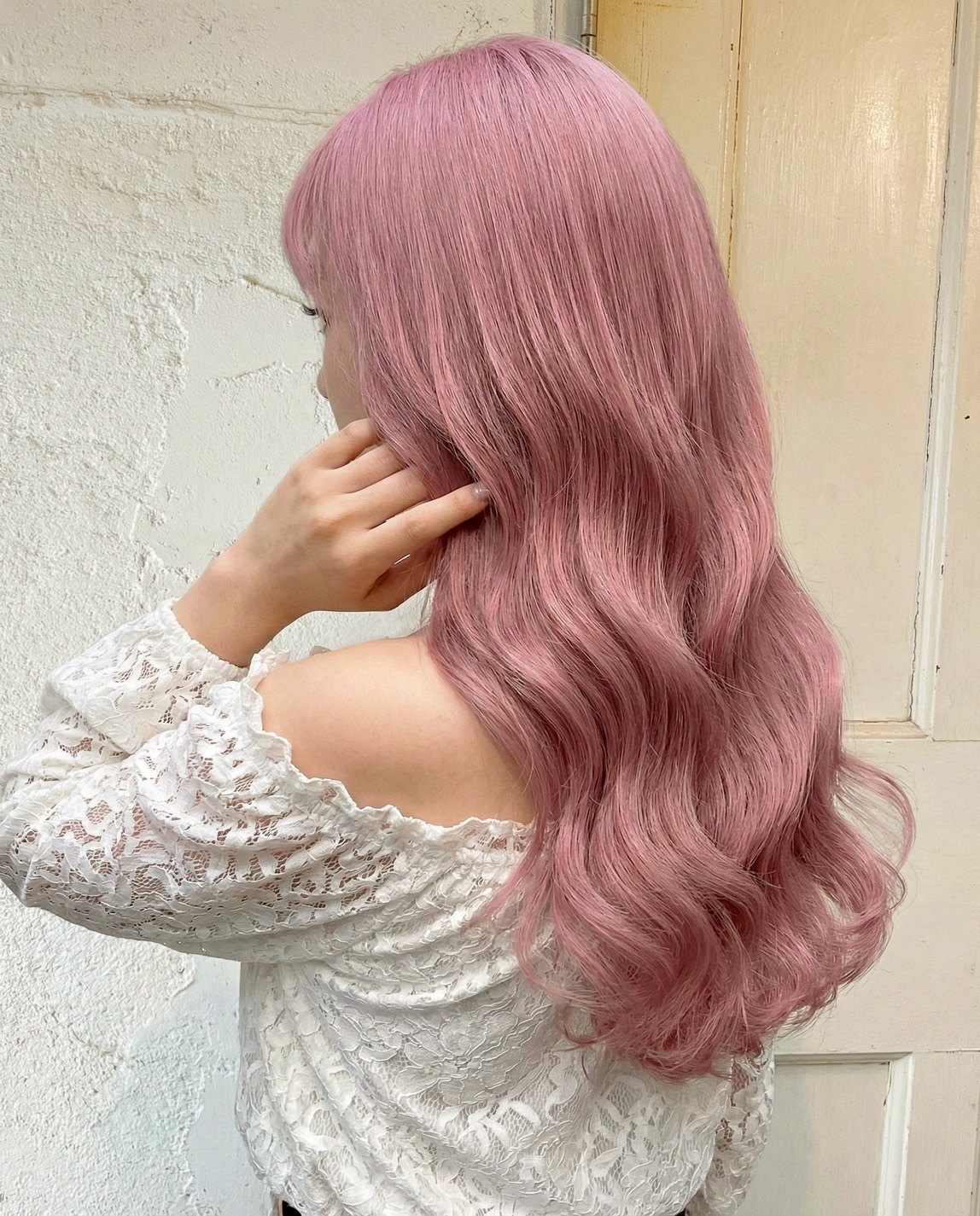 明るめピンクベージュの実例集14選！ブリーチあり・なしで色をチェック