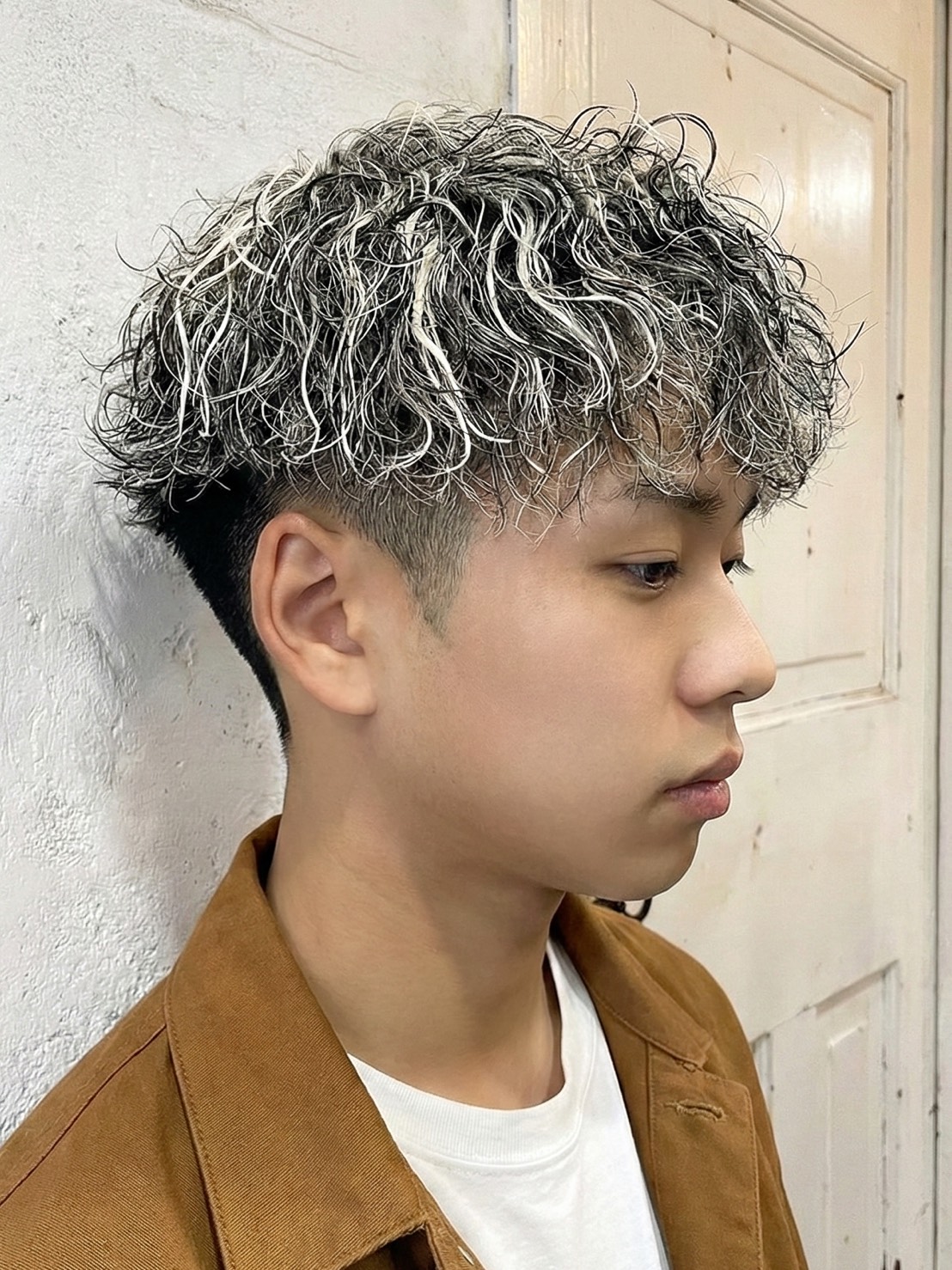 【メンズ】メッシュ×パーマのヘアカタログ13選！色・髪型別に紹介