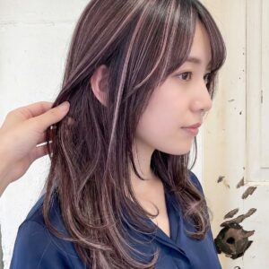 【最新】ピンクベージュのハイライト13選！似合う人や注意点を美容師が解説