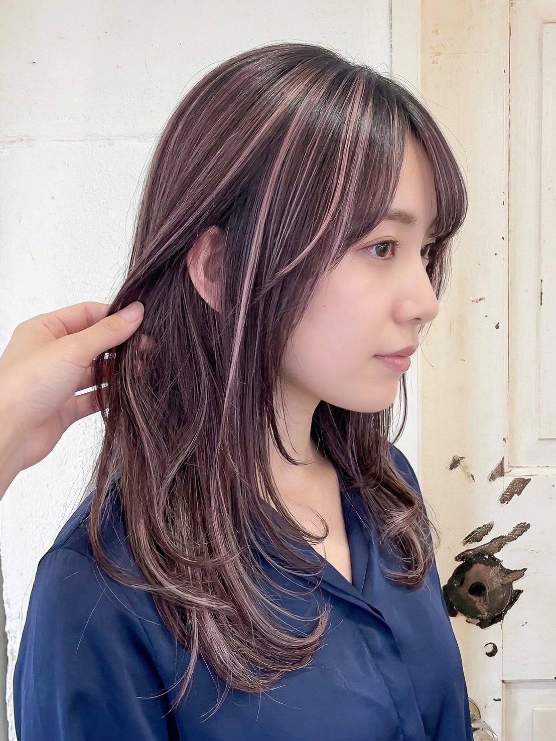 【最新】ピンクベージュのハイライト13選！似合う人や注意点を美容師が解説