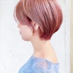 【明るめ＆暗め】ピンクベージュ×ショートの最新ヘアカタログ16選！