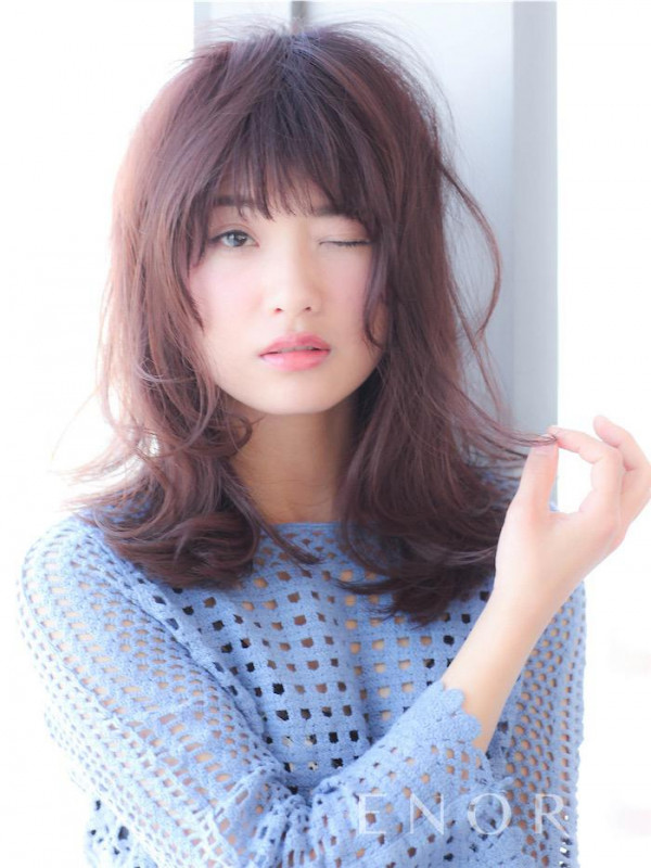 どんな髪色？ピンクアッシュのヘアカタログ14選！ブリーチあり・なしの色を紹介