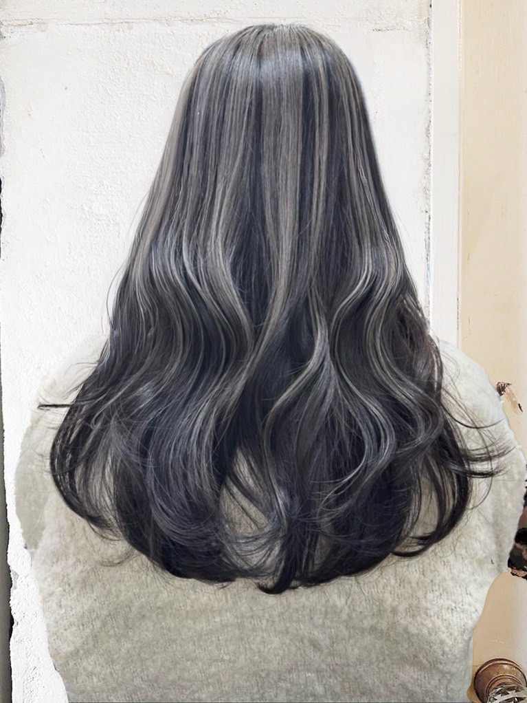 ロングのアンブレラカラー9つの実例集！メリット・デメリットまで解説