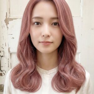 ダブルカラーのピンク色見本14選！ダメージを抑える方法や色落ちまで紹介