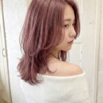 ミディアム×ピンクベージュの実例集14選｜ 大人可愛い最旬スタイルを紹介
