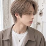 【明るさ別】メンズ×ブラウンベージュのヘアカタログ7選！ブリーチあり・なしの違いは？